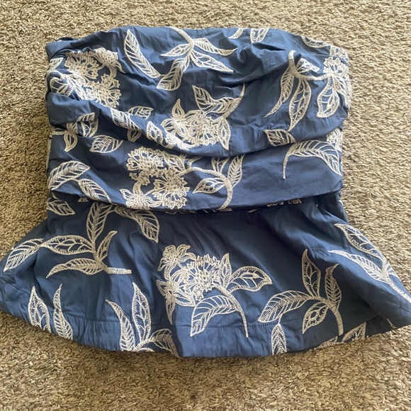 White House Black Market corset top - Picture 2 of 4